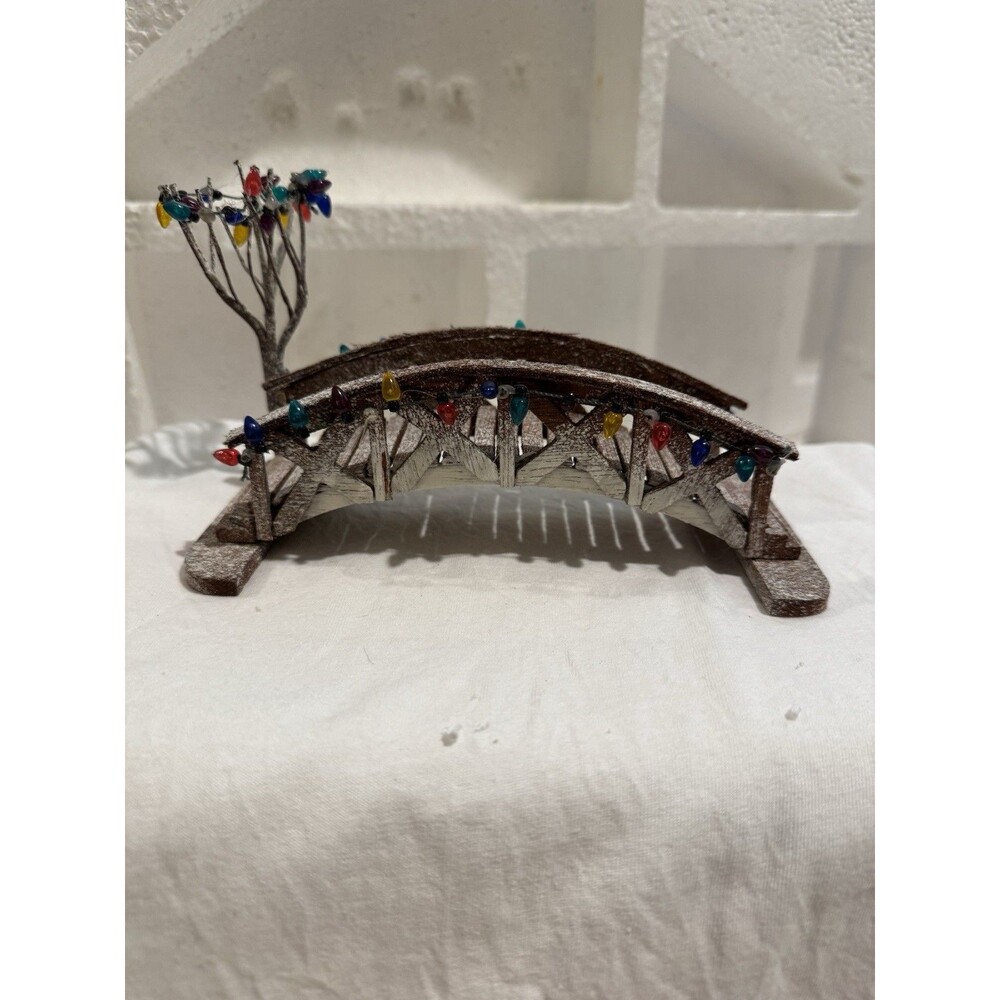 1991 Lemax Christmas Village Wooden Footbridge Dickensvale Vintage Snow No Box